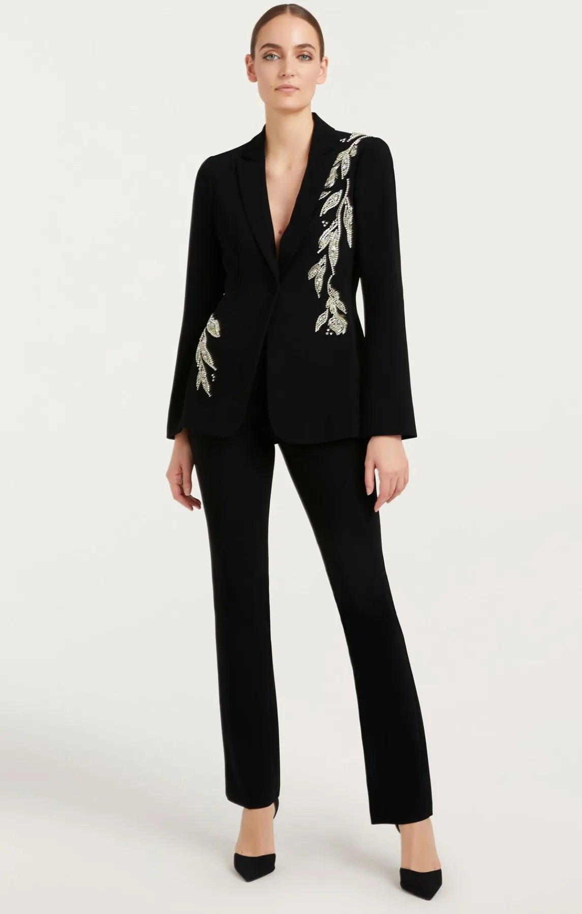 Cinq à Sept Crystal Floral Embellished Cheyenne Blazer<Women Jackets