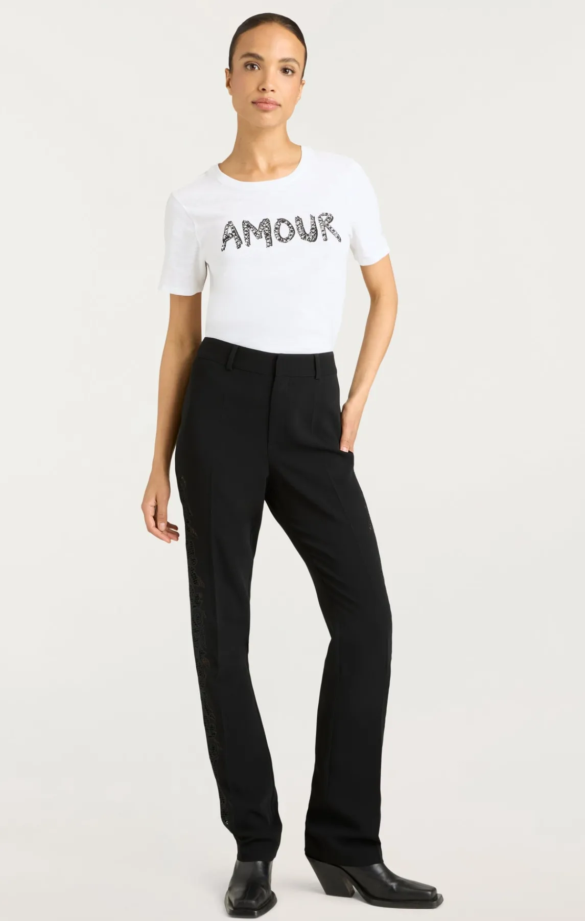 Cinq à Sept Rhinestone Amour Shrunken Tee<Women Tees & Pullovers