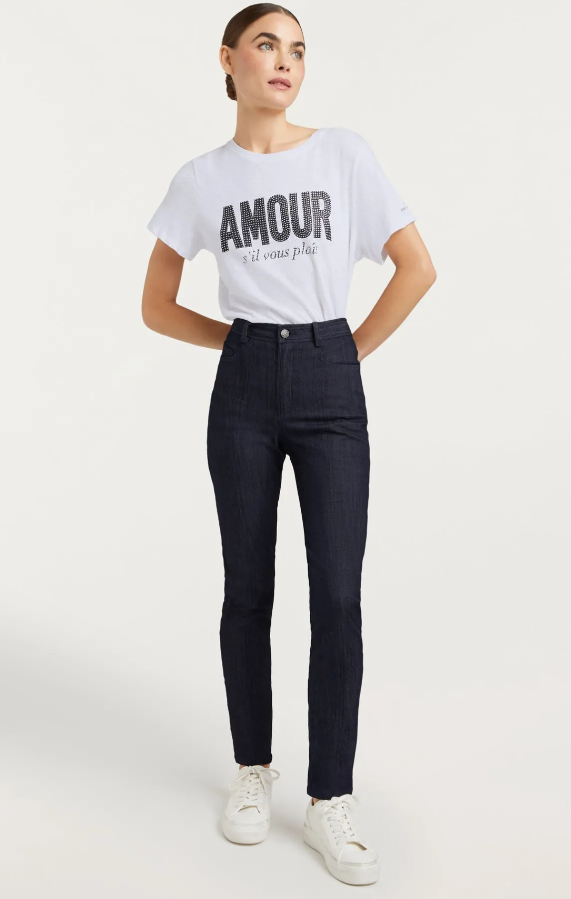 Cinq à Sept Rhinestone Amour Sil Vous Plait Tee<Women Tees & Pullovers